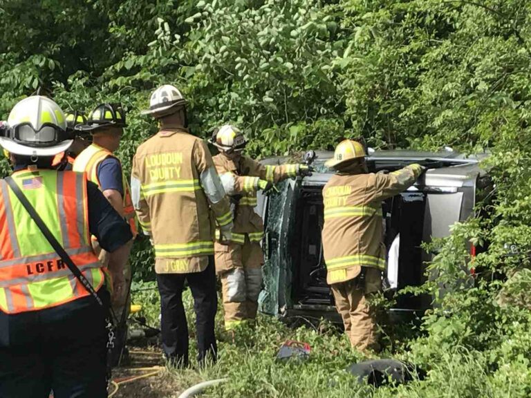 evidence collection at a Leesburg accident site